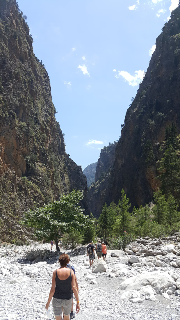 The views from the footpath when walking Samaria Gorge